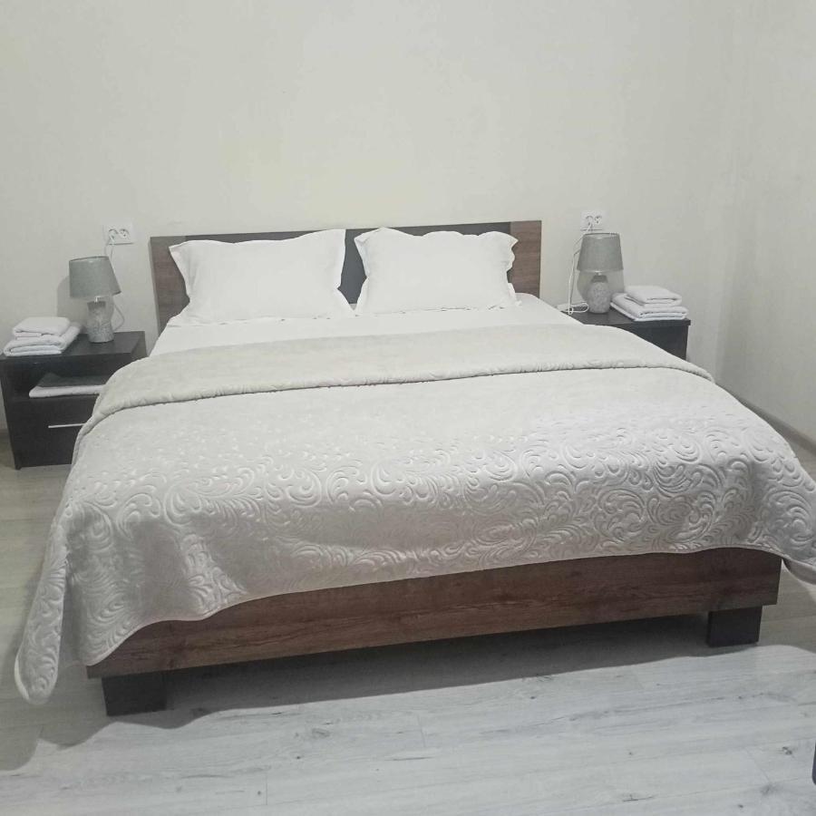 Hotel Mesxta Nakalakevi Zewnętrze zdjęcie